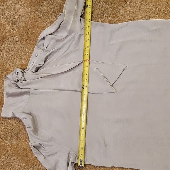 Banana Republic Women's Blouse Size M - Picture 9 of 10